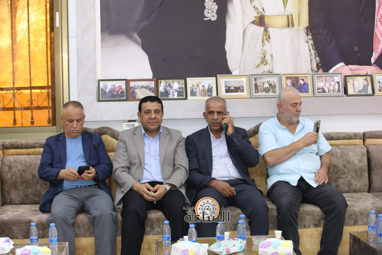 Madar Al-Saa Images 0.9672315350674097