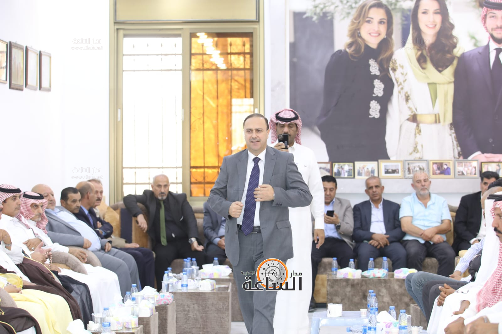 Madar Al-Saa Images 0.11559241703117884