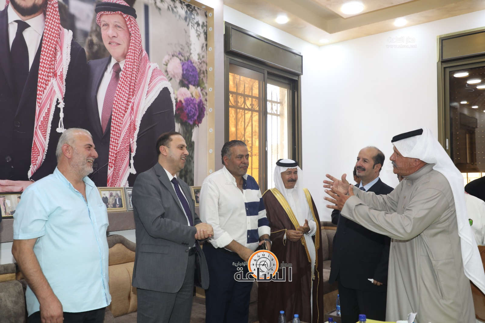 Madar Al-Saa Images 0.5717510876229945