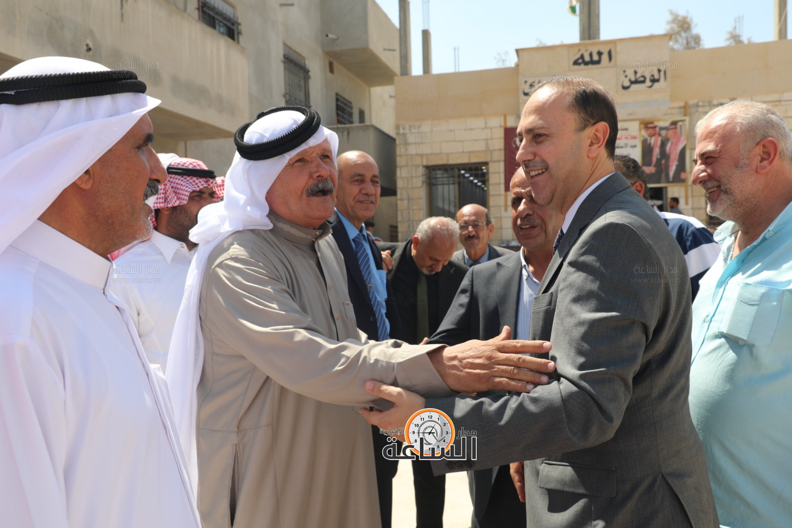 Madar Al-Saa Images 0.01384964321586235