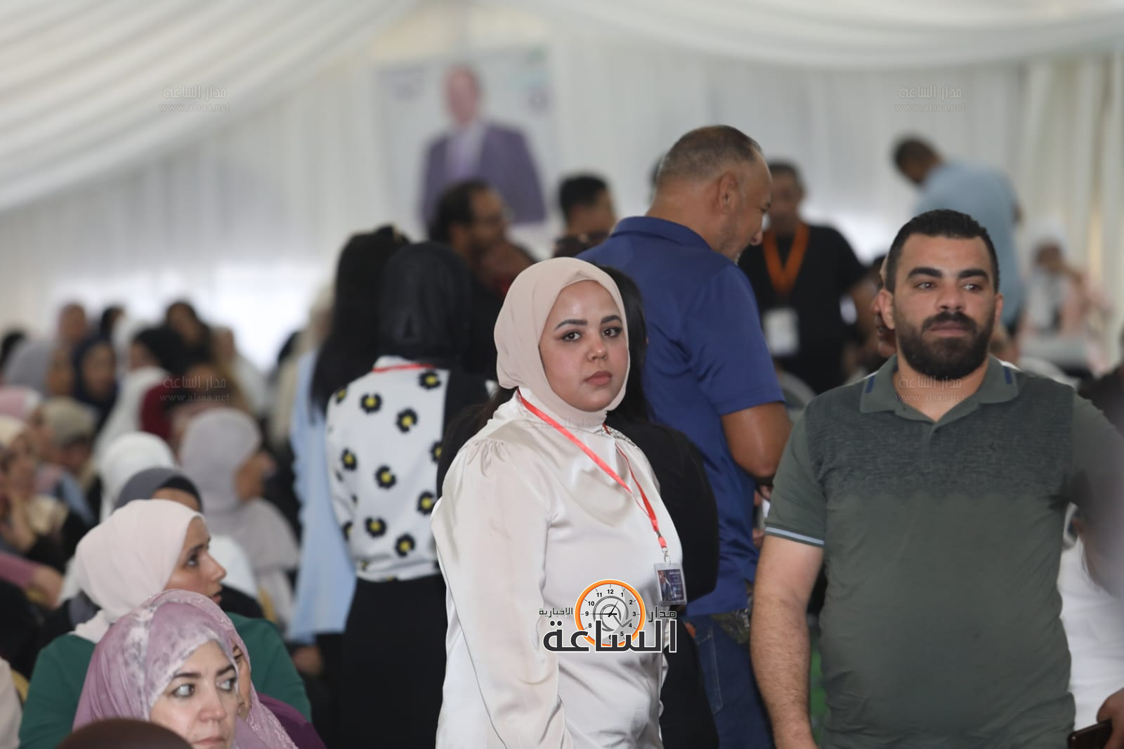 Madar Al-Saa Images 0.16355456136489233