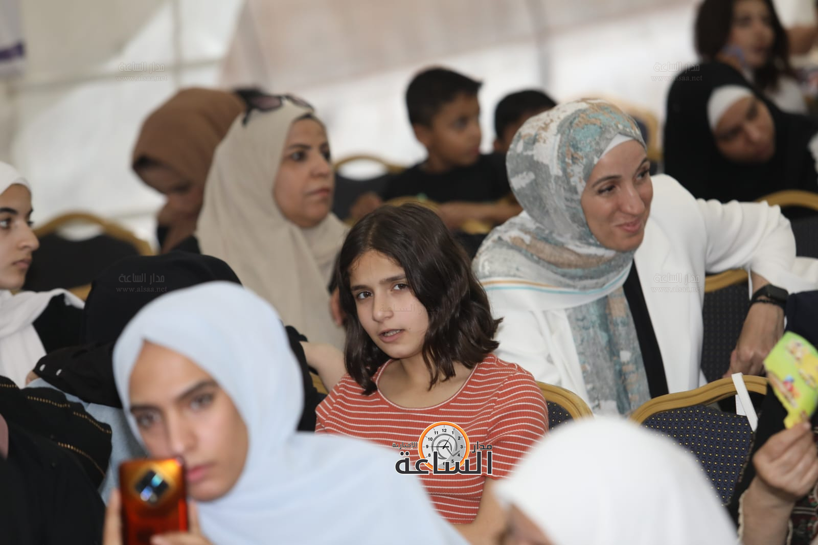 Madar Al-Saa Images 0.4663282023052642