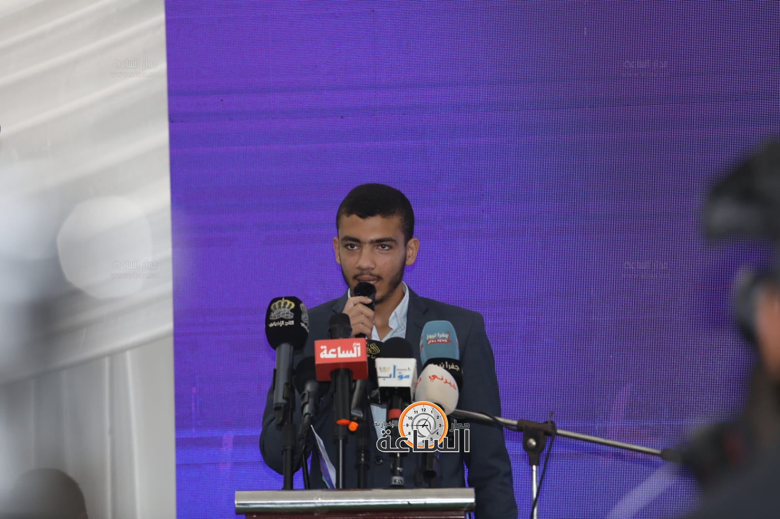 Madar Al-Saa Images 0.059618554516313926