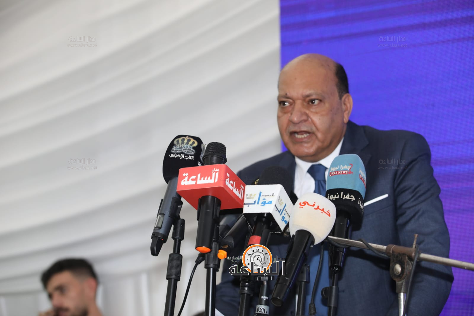 Madar Al-Saa Images 0.7094189488952427