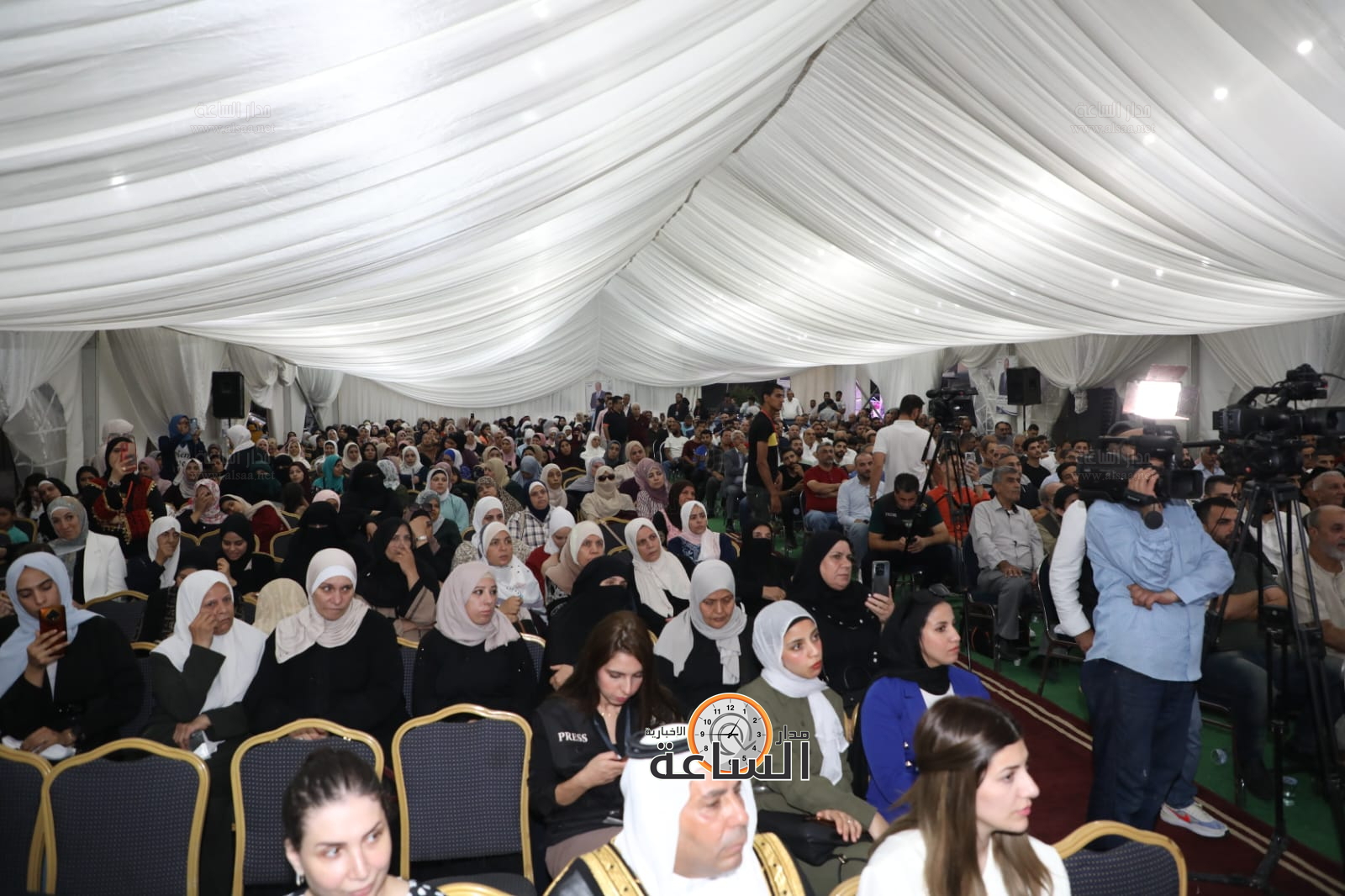 Madar Al-Saa Images 0.557390273000697