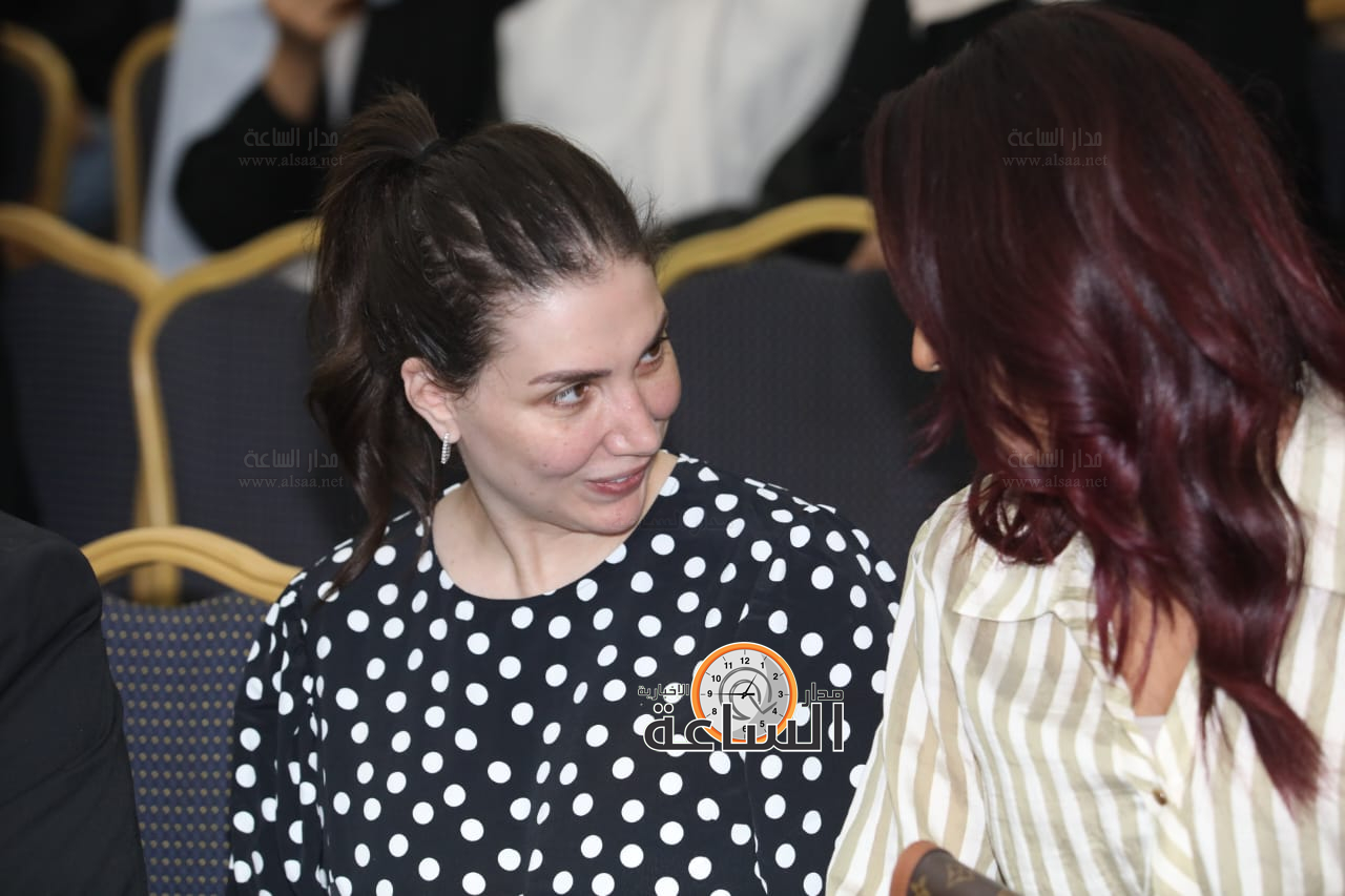 Madar Al-Saa Images 0.8775091160438349