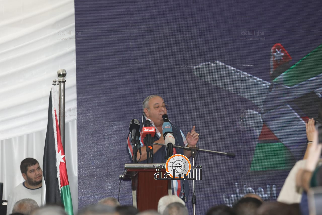 Madar Al-Saa Images 0.745489651875453