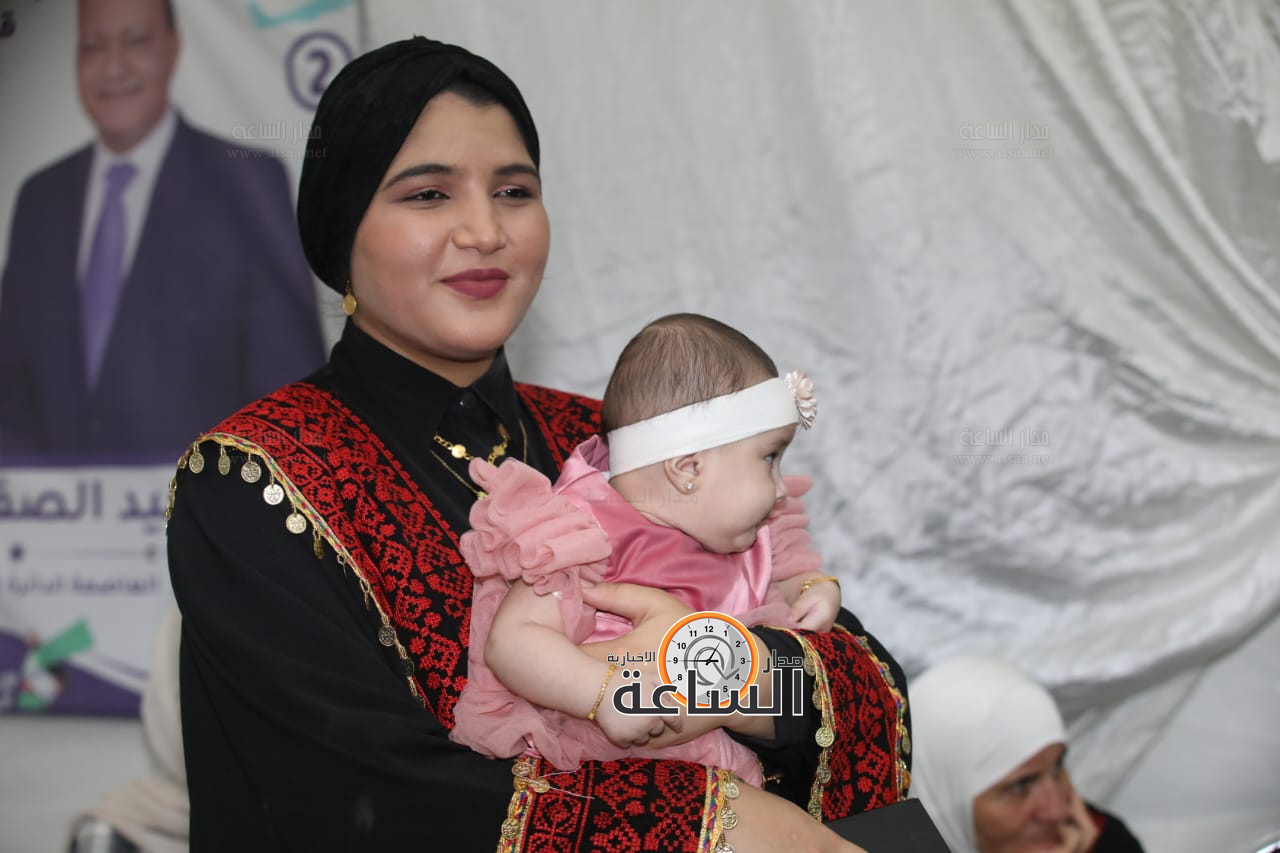 Madar Al-Saa Images 0.8840258744387768