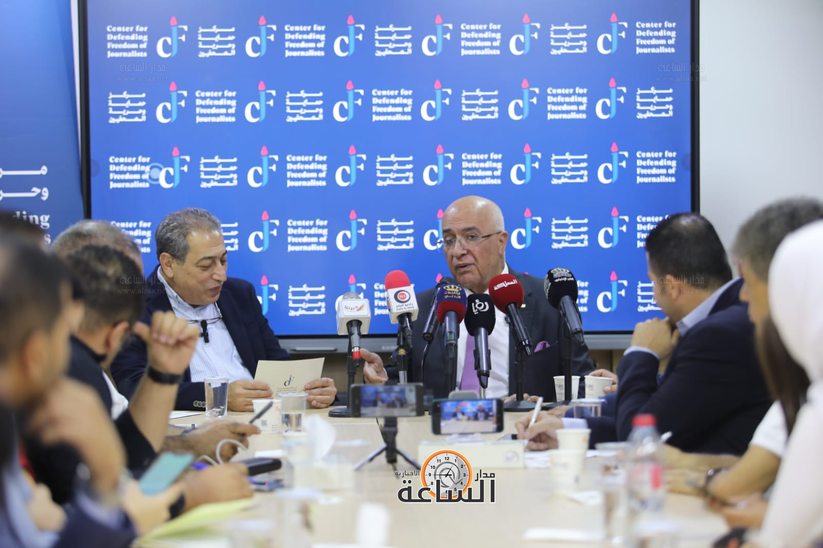 Madar Al-Saa Images 0.19532196187520623