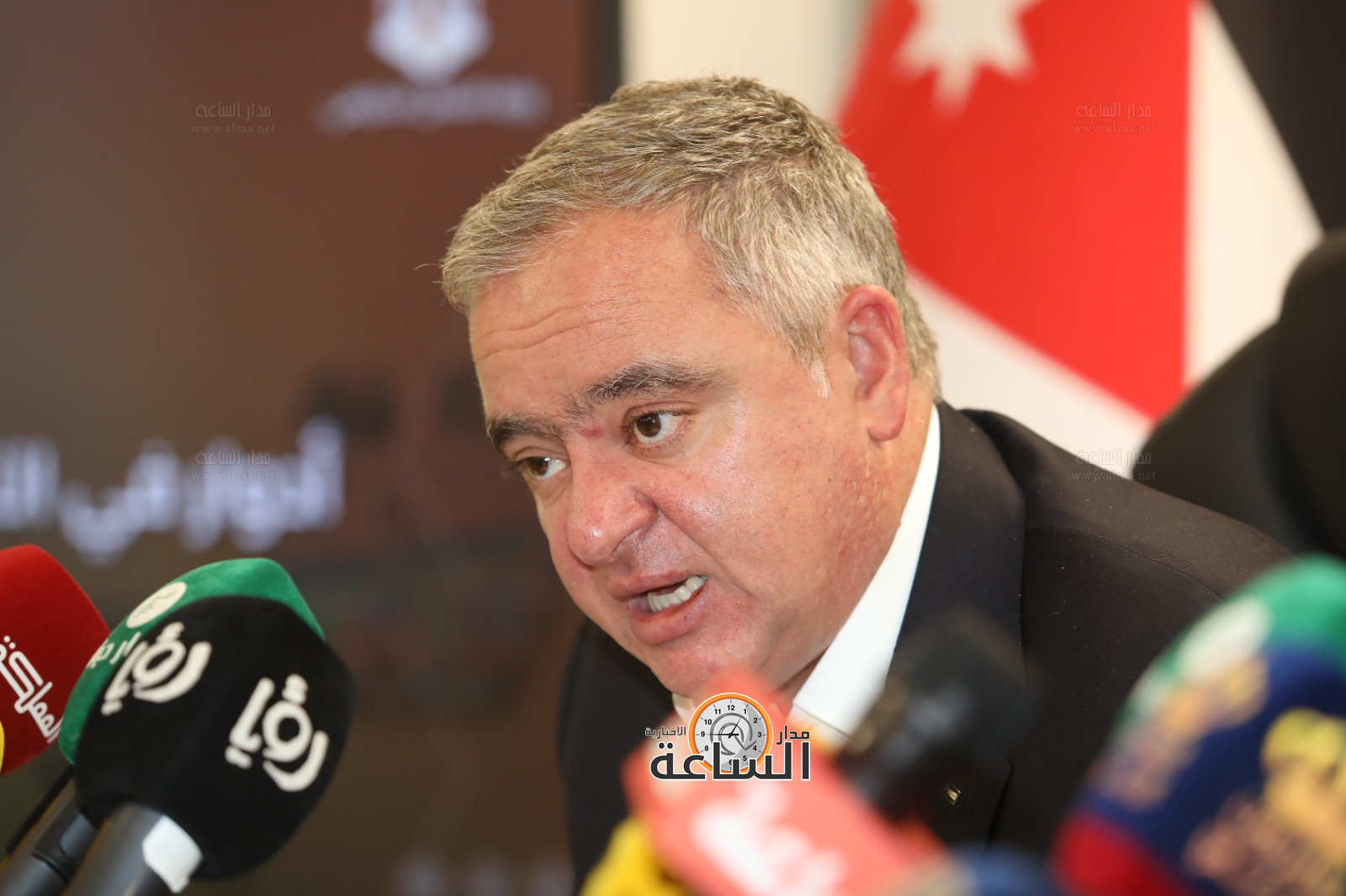 Madar Al-Saa Images 0.8335308492046944