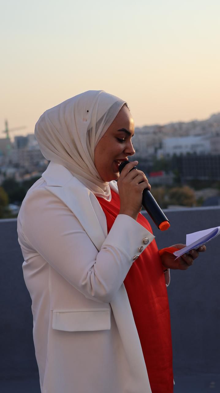 Madar Al-Saa Images 0.7886508668945984