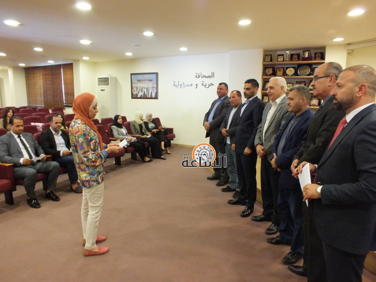 Madar Al-Saa Images 0.15374305981632408