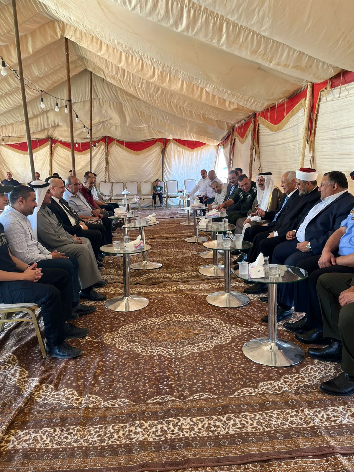 Madar Al-Saa Images 0.4258088499020525