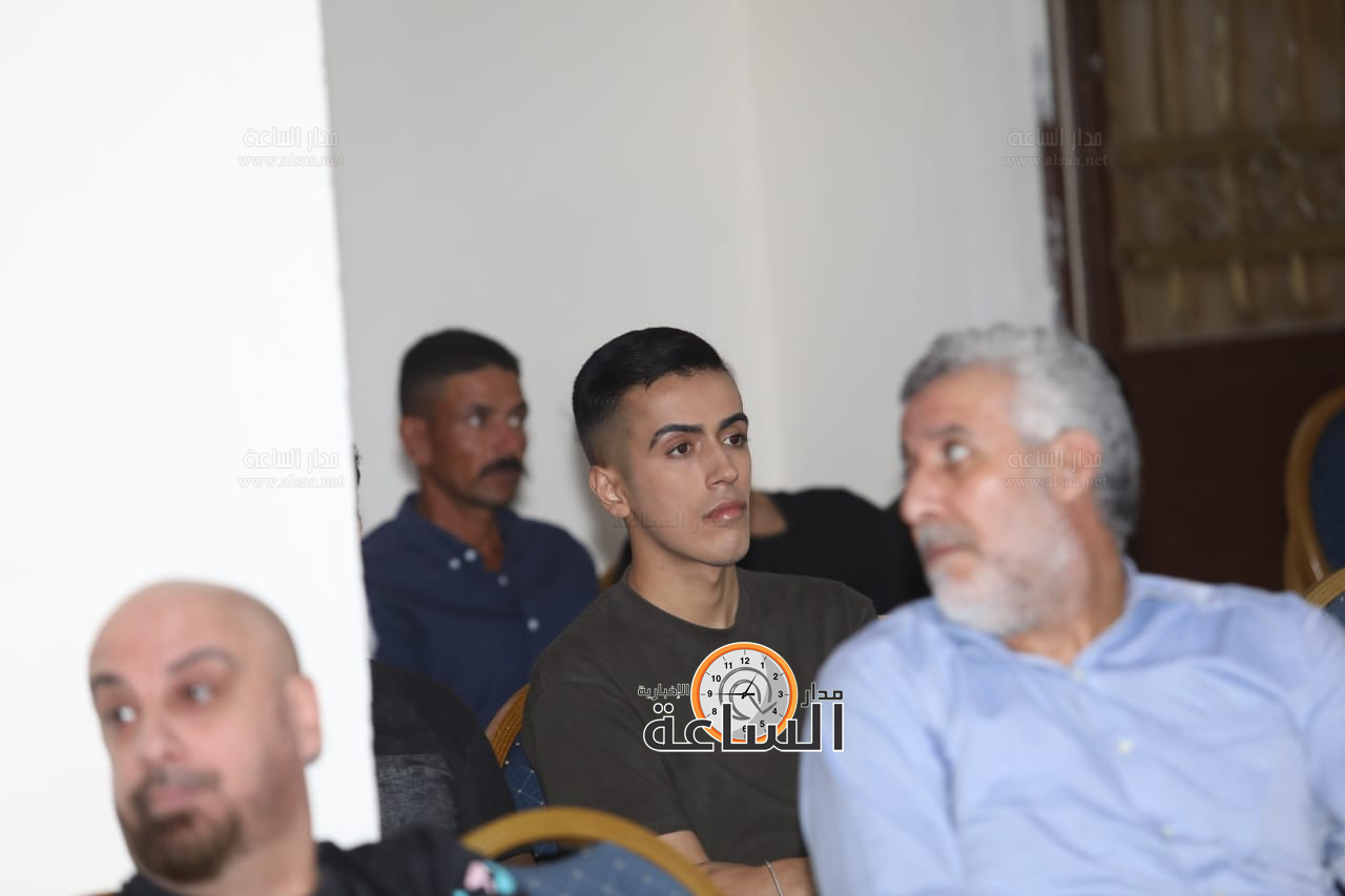 Madar Al-Saa Images 0.3272531128560714