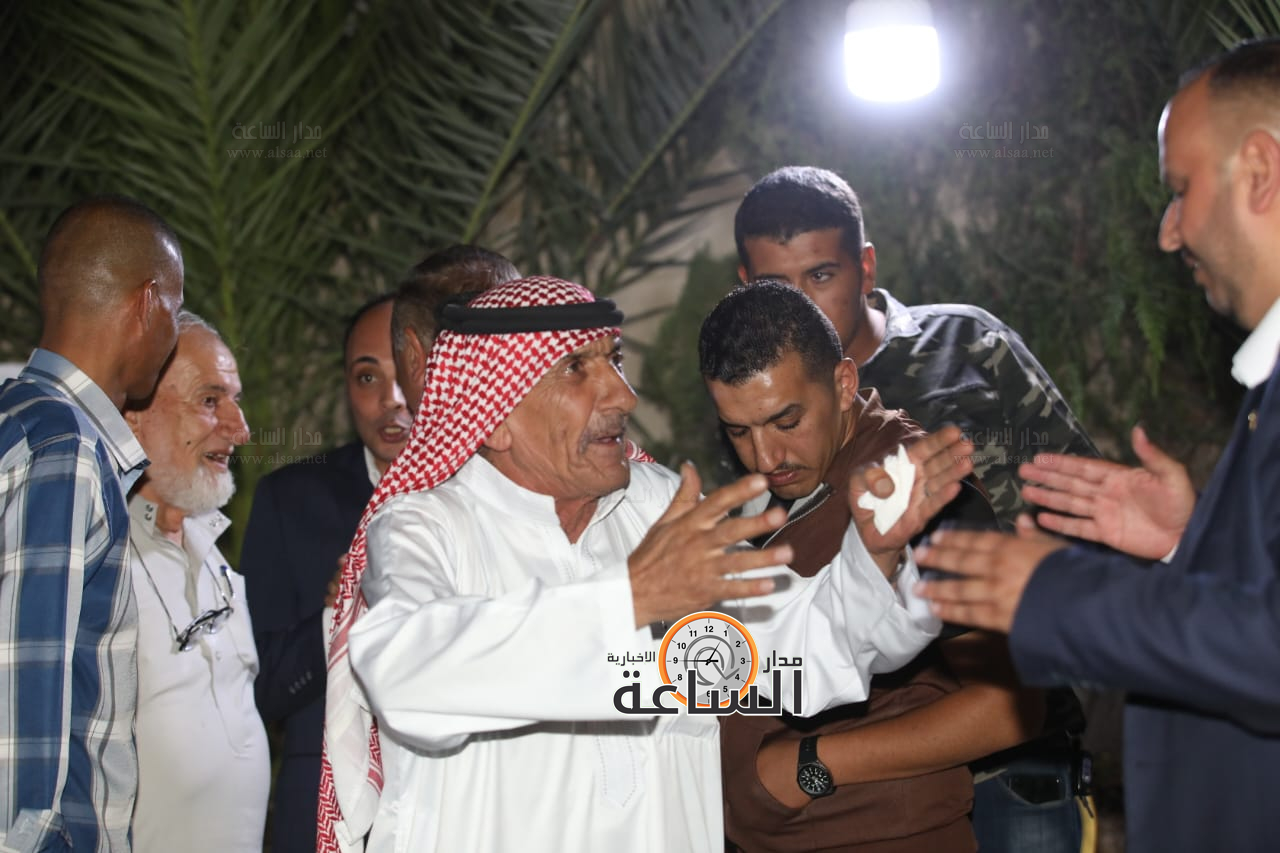 Madar Al-Saa Images 0.8343506196515884