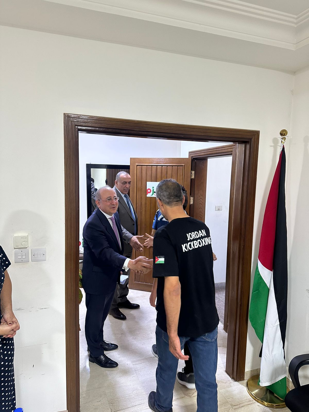 Madar Al-Saa Images 0.6662543902794344