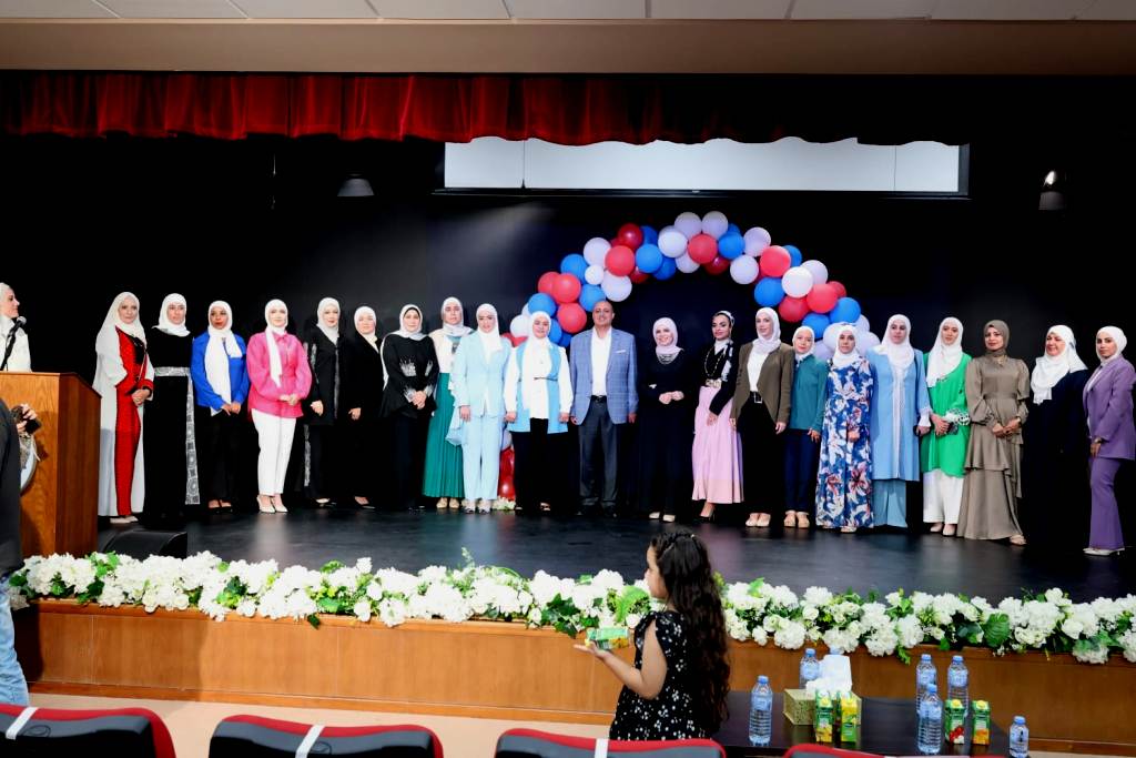 Madar Al-Saa Images 0.06007459283887151