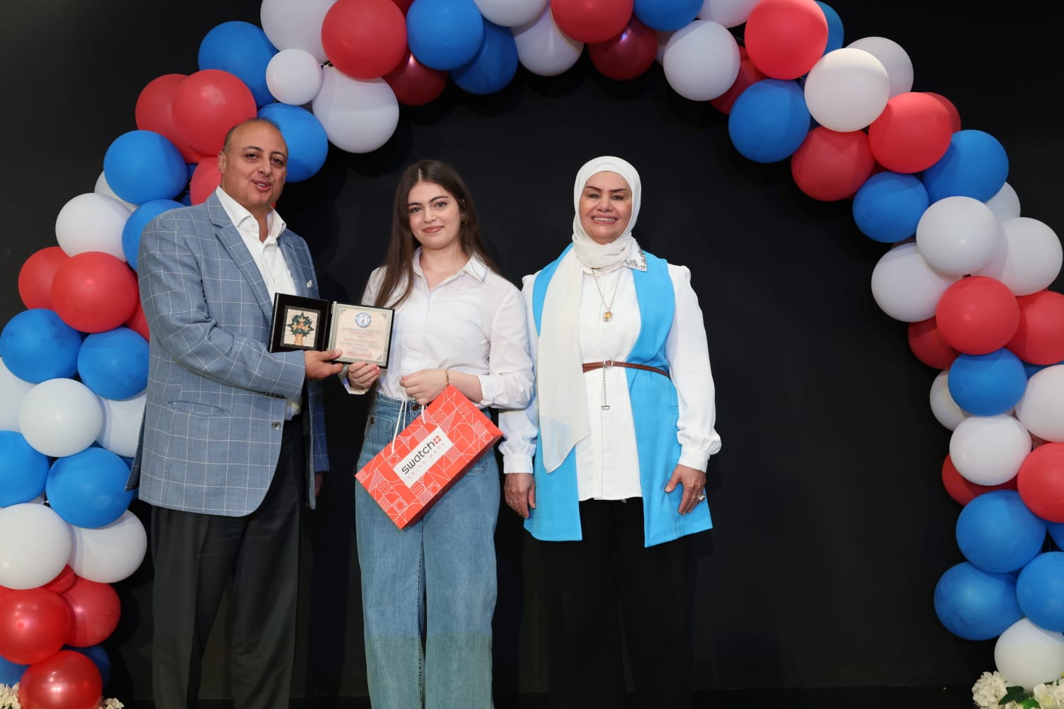 Madar Al-Saa Images 0.7569860099362544