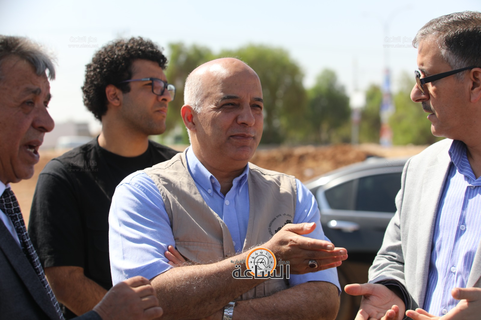 Madar Al-Saa Images 0.7998596706387364