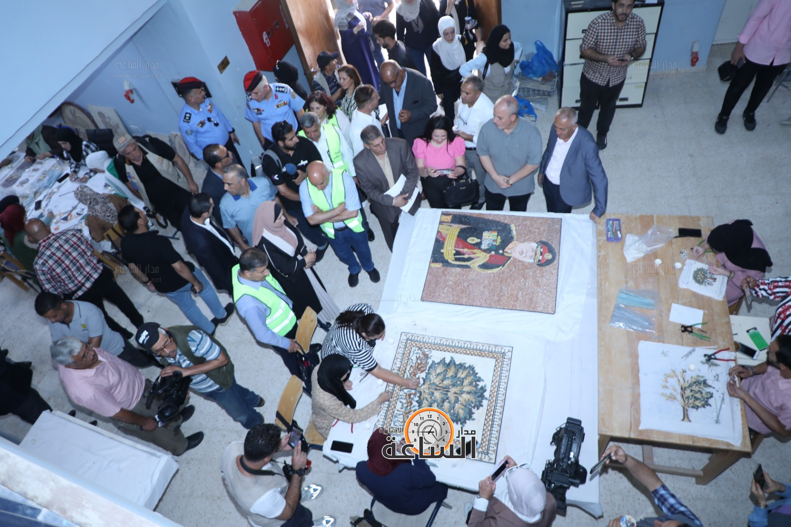 Madar Al-Saa Images 0.014870452532722789