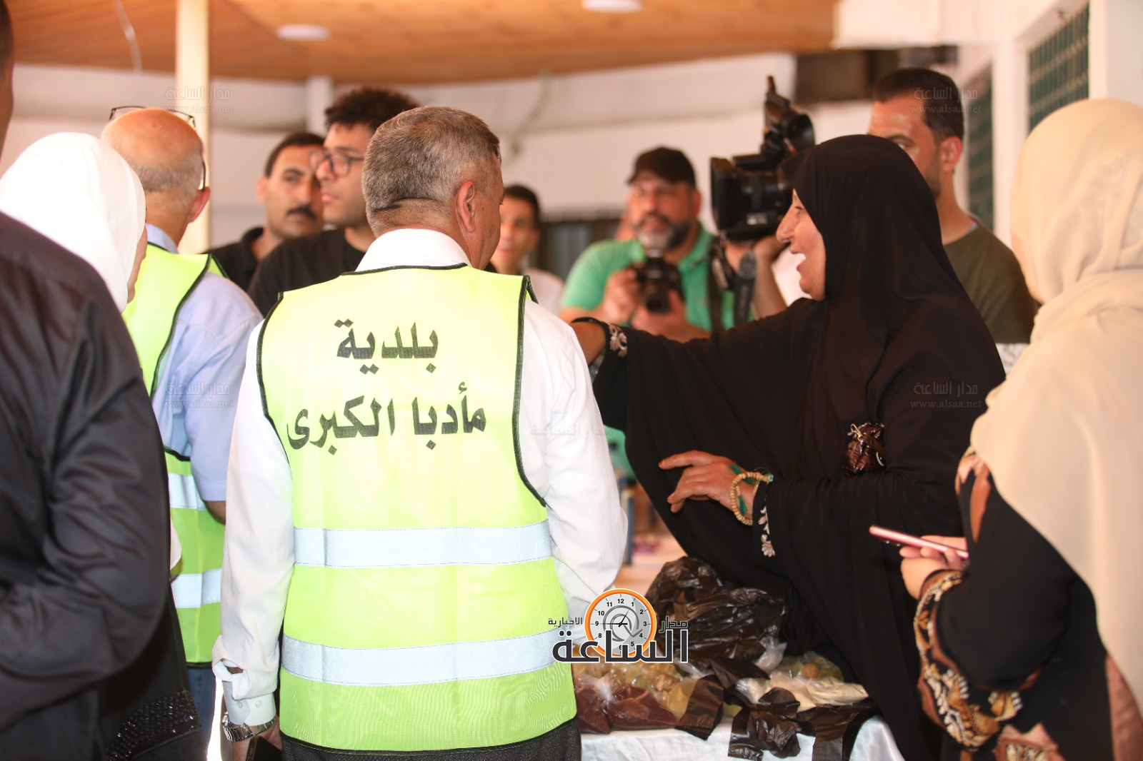 Madar Al-Saa Images 0.40786737930589734