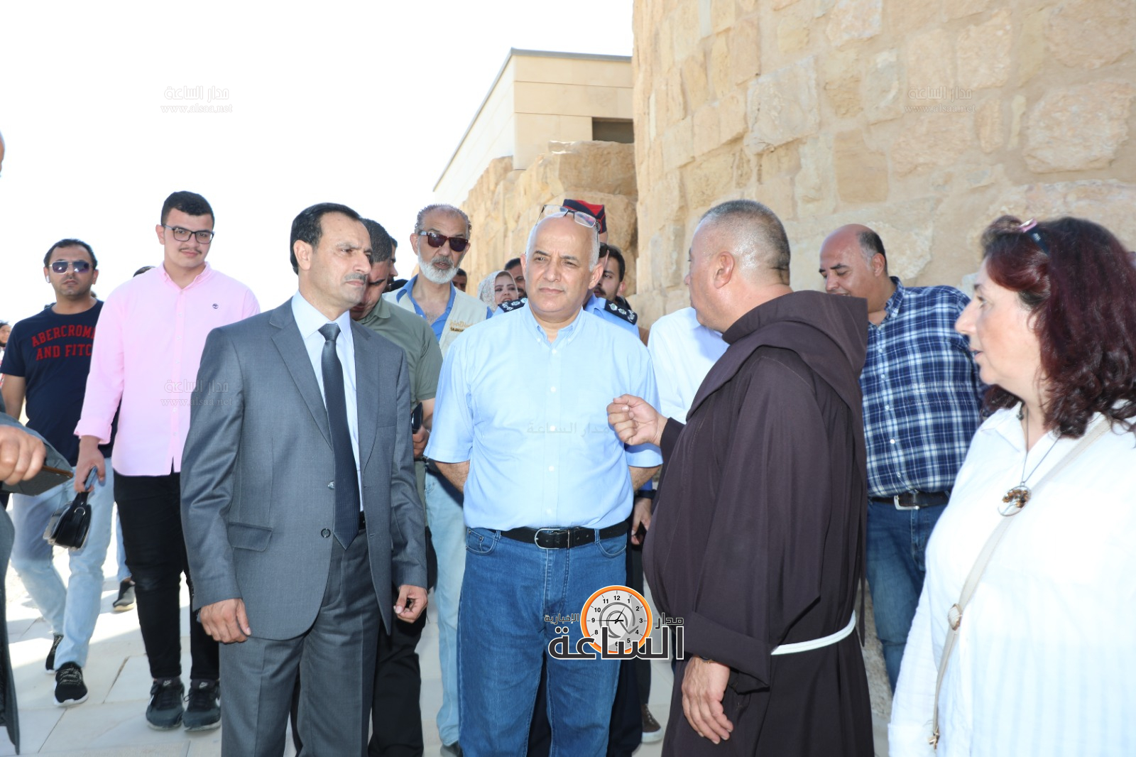 Madar Al-Saa Images 0.727470442153306