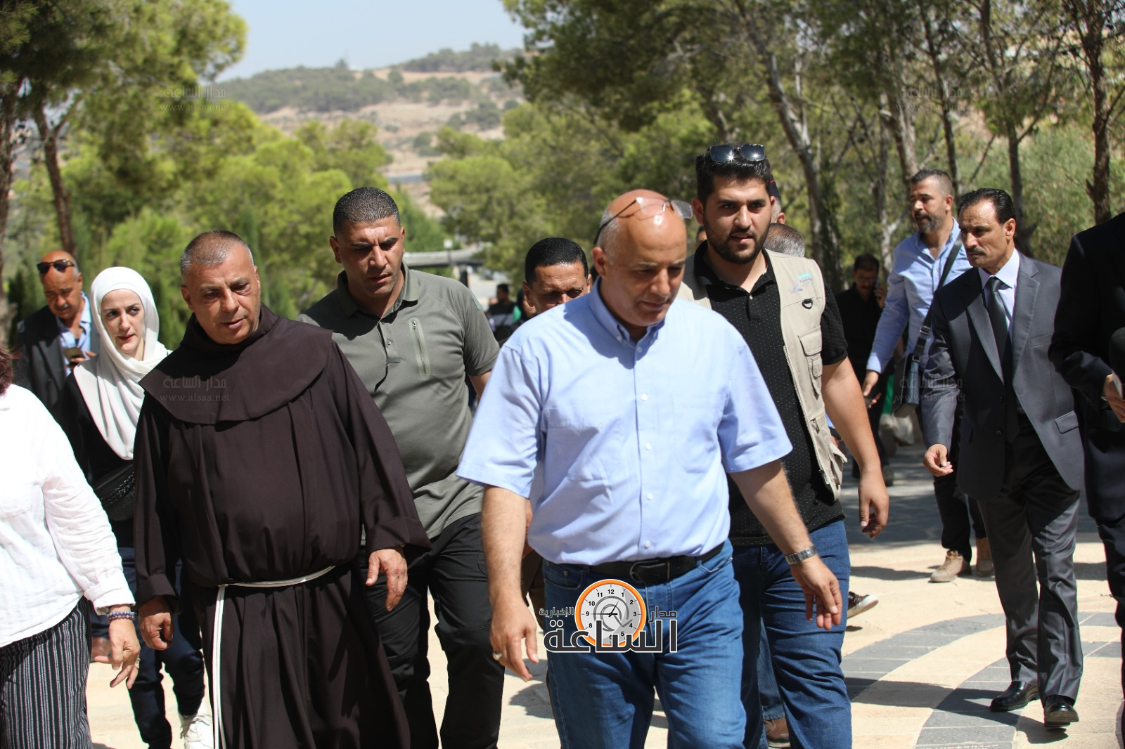 Madar Al-Saa Images 0.1133458397782734