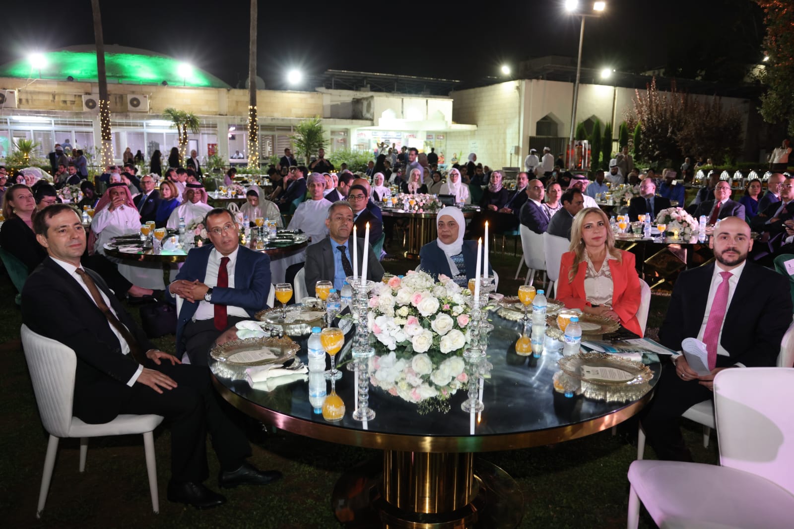 Madar Al-Saa Images 0.41536521688488315