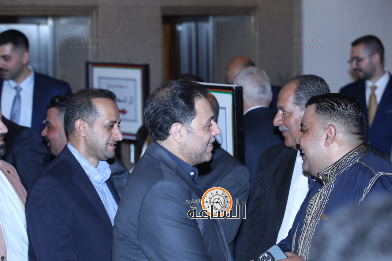 Madar Al-Saa Images 0.858019568036239