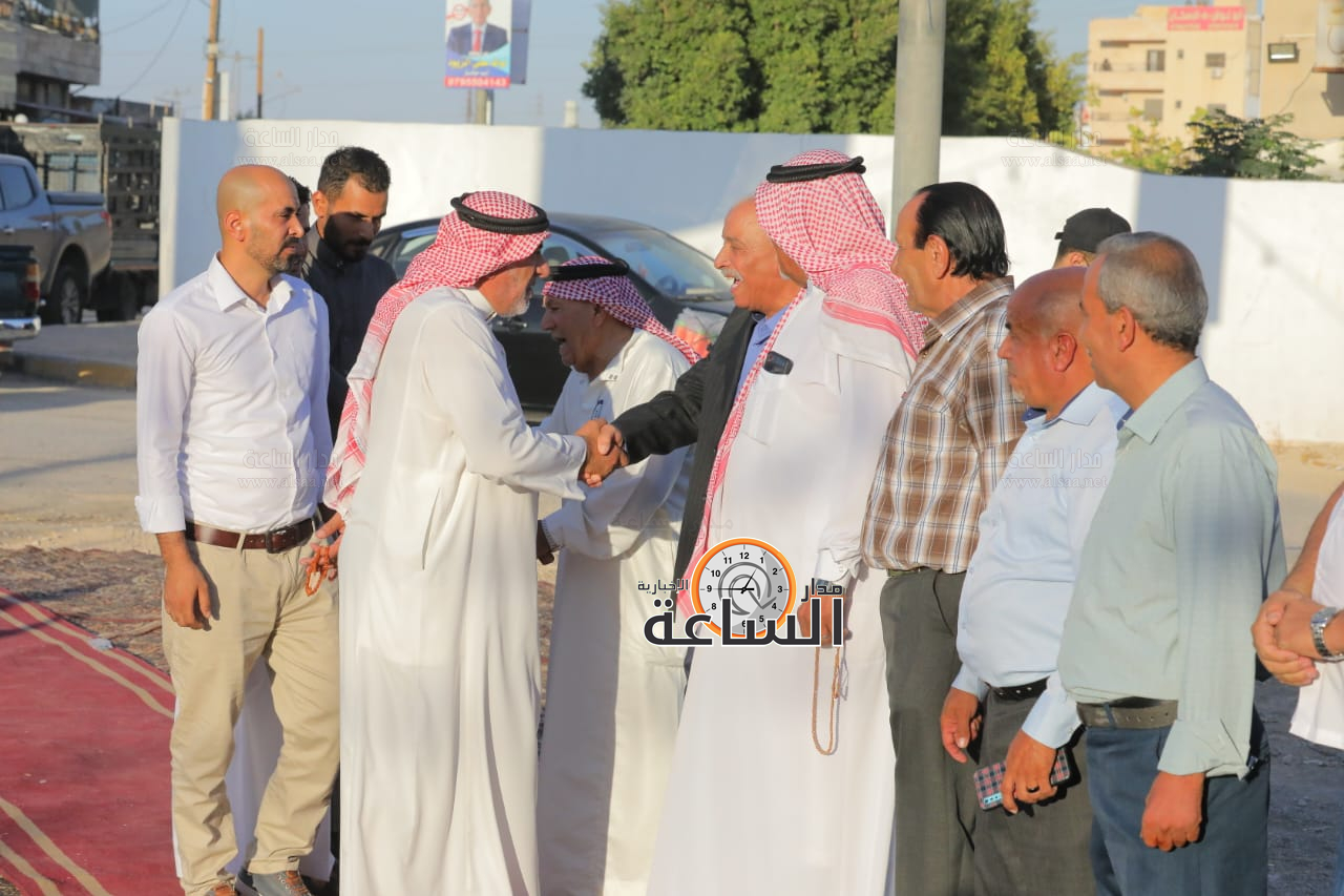 Madar Al-Saa Images 0.014286213218387411