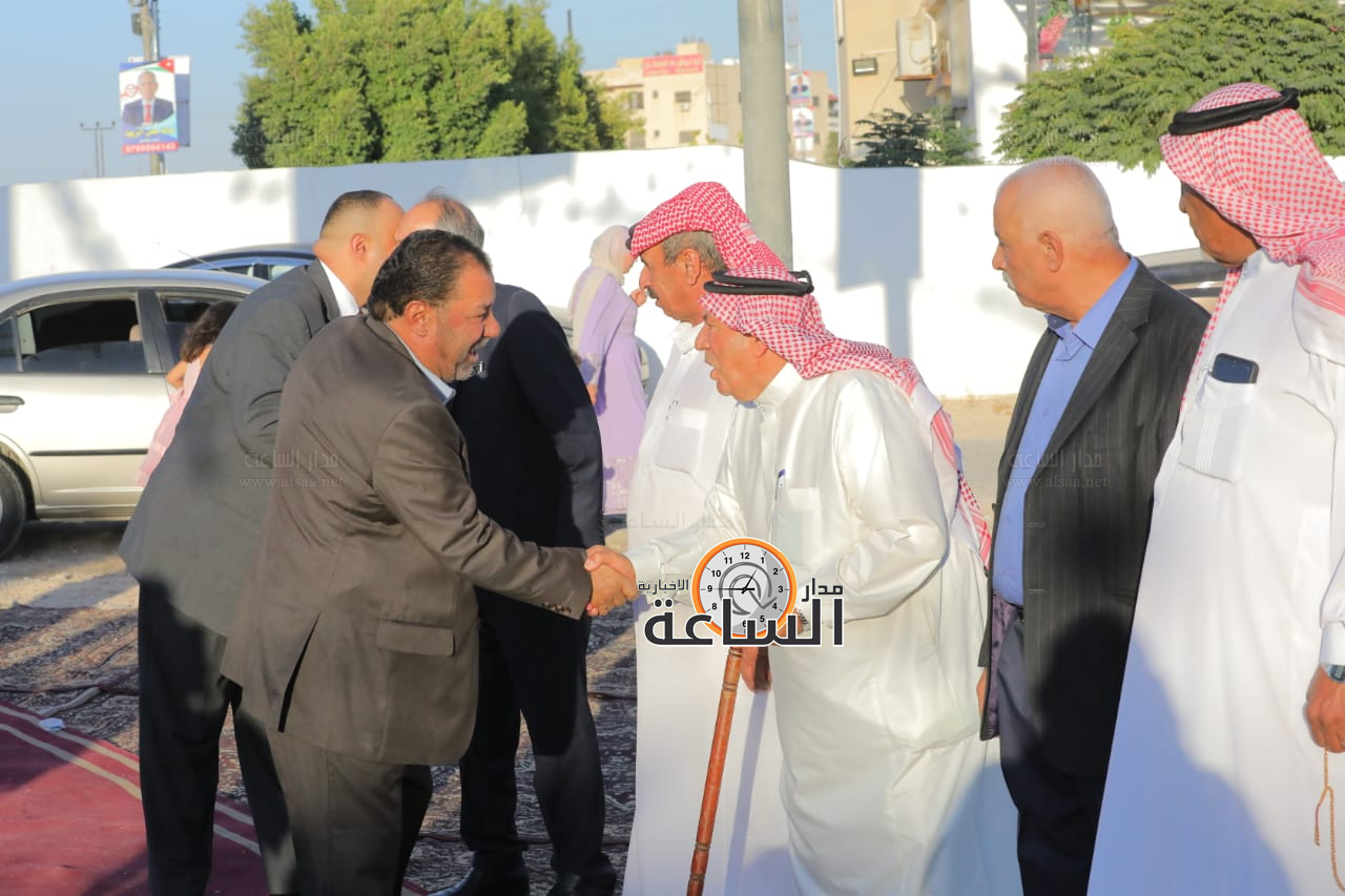 Madar Al-Saa Images 0.4997192072610288