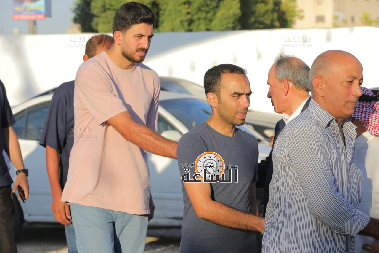 Madar Al-Saa Images 0.4280463593540669