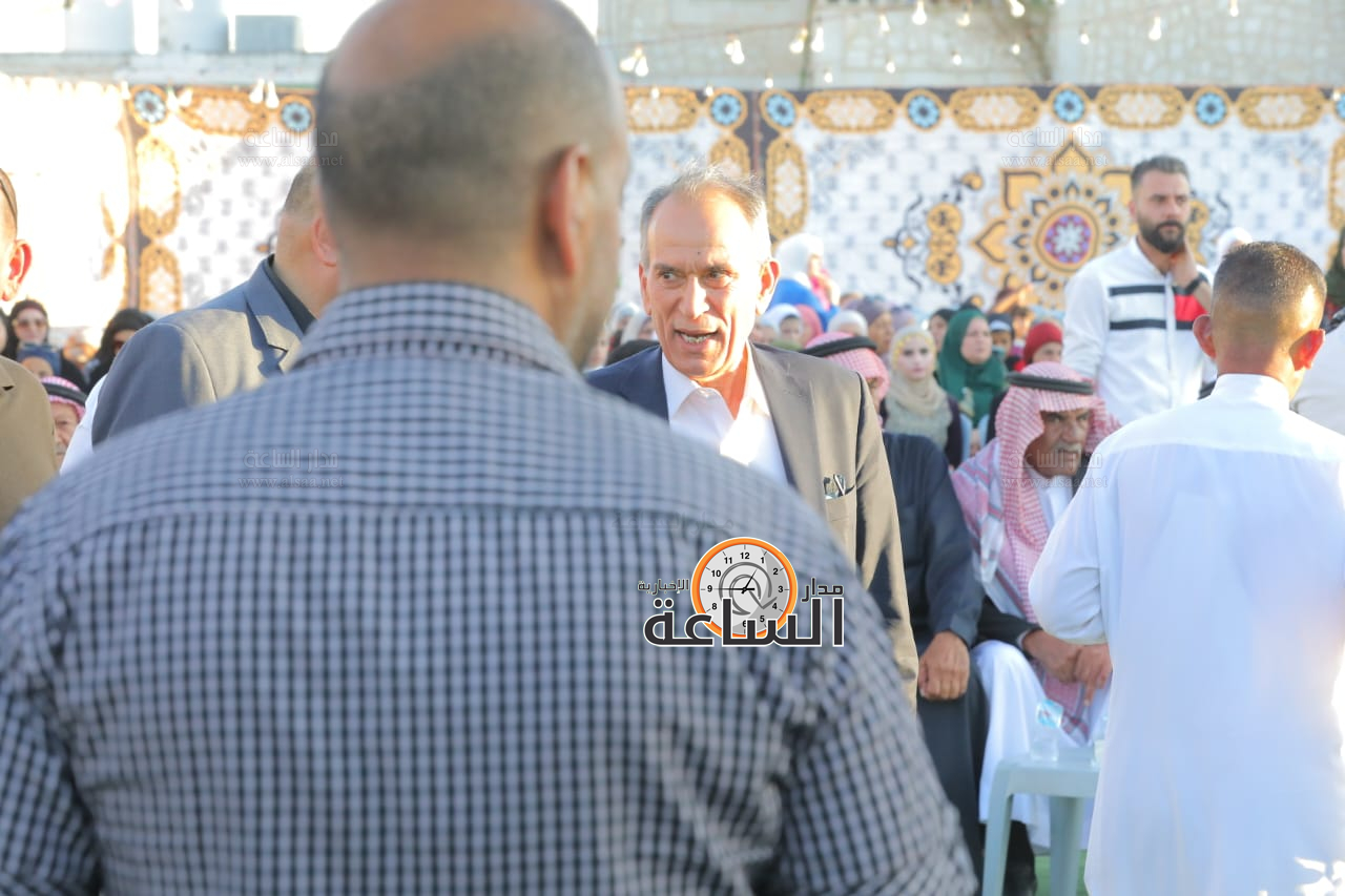 Madar Al-Saa Images 0.6280122892866973