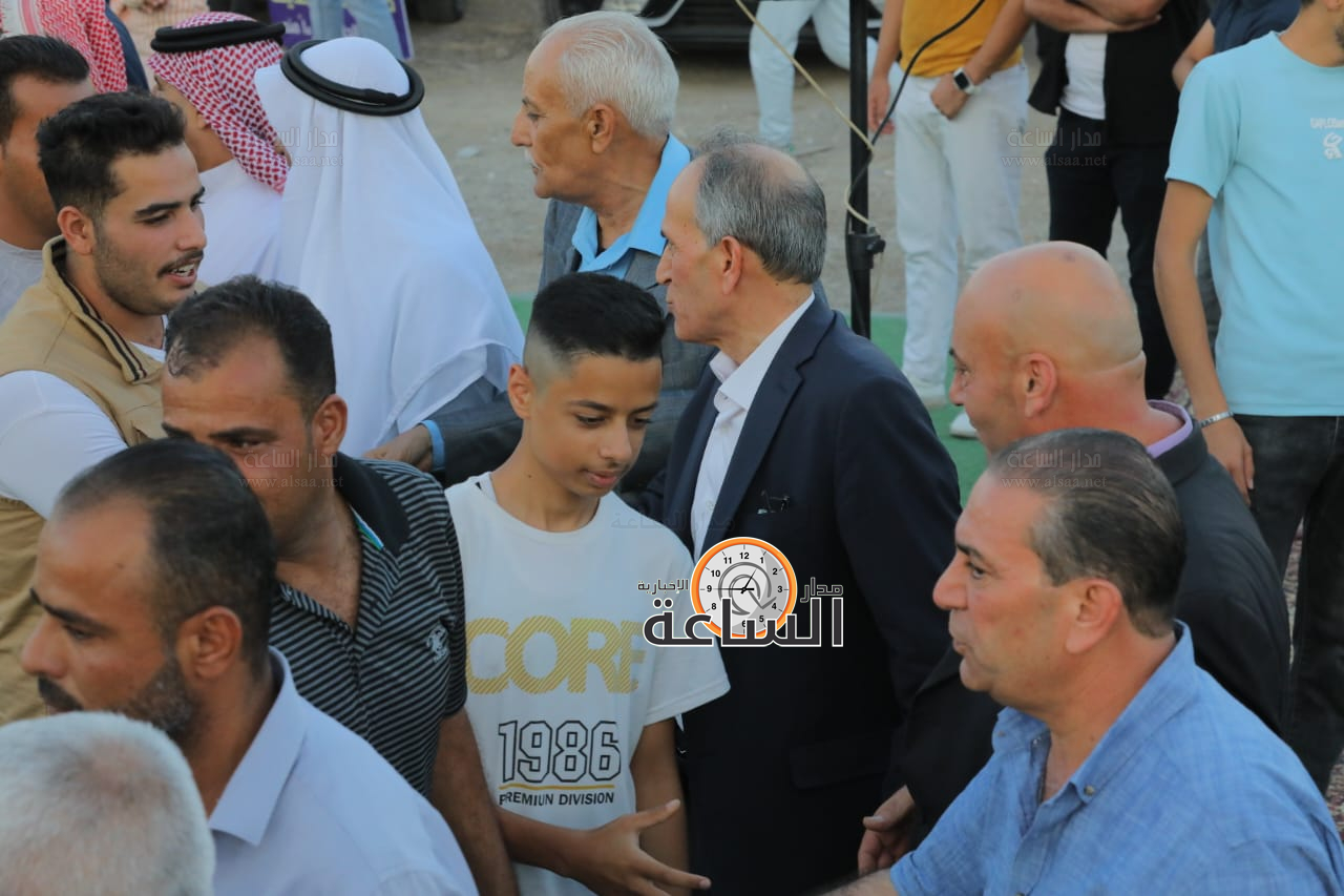 Madar Al-Saa Images 0.5108994533864379