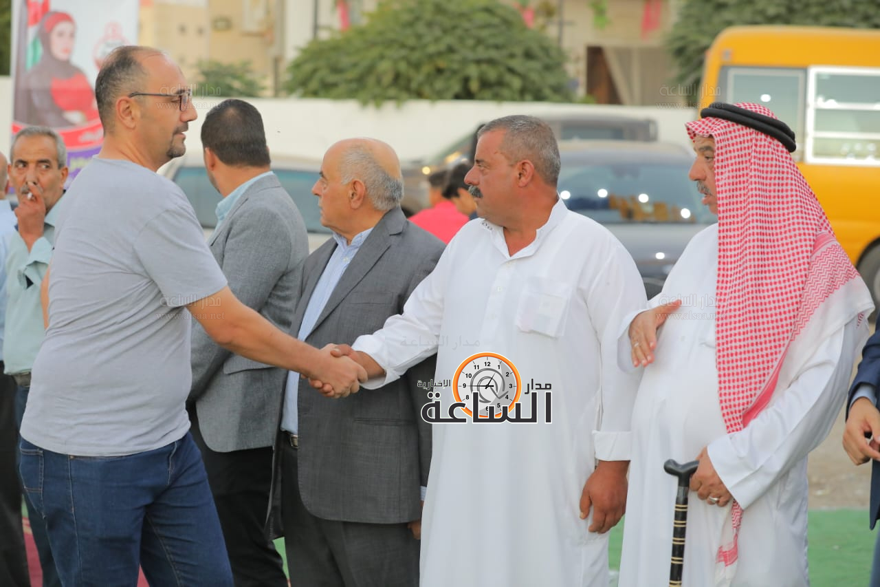 Madar Al-Saa Images 0.7174292725500209