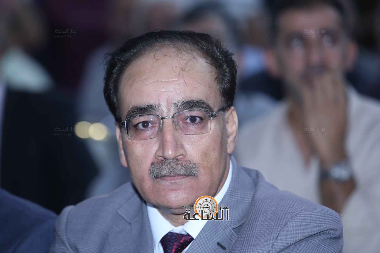 Madar Al-Saa Images 0.4076136360608684