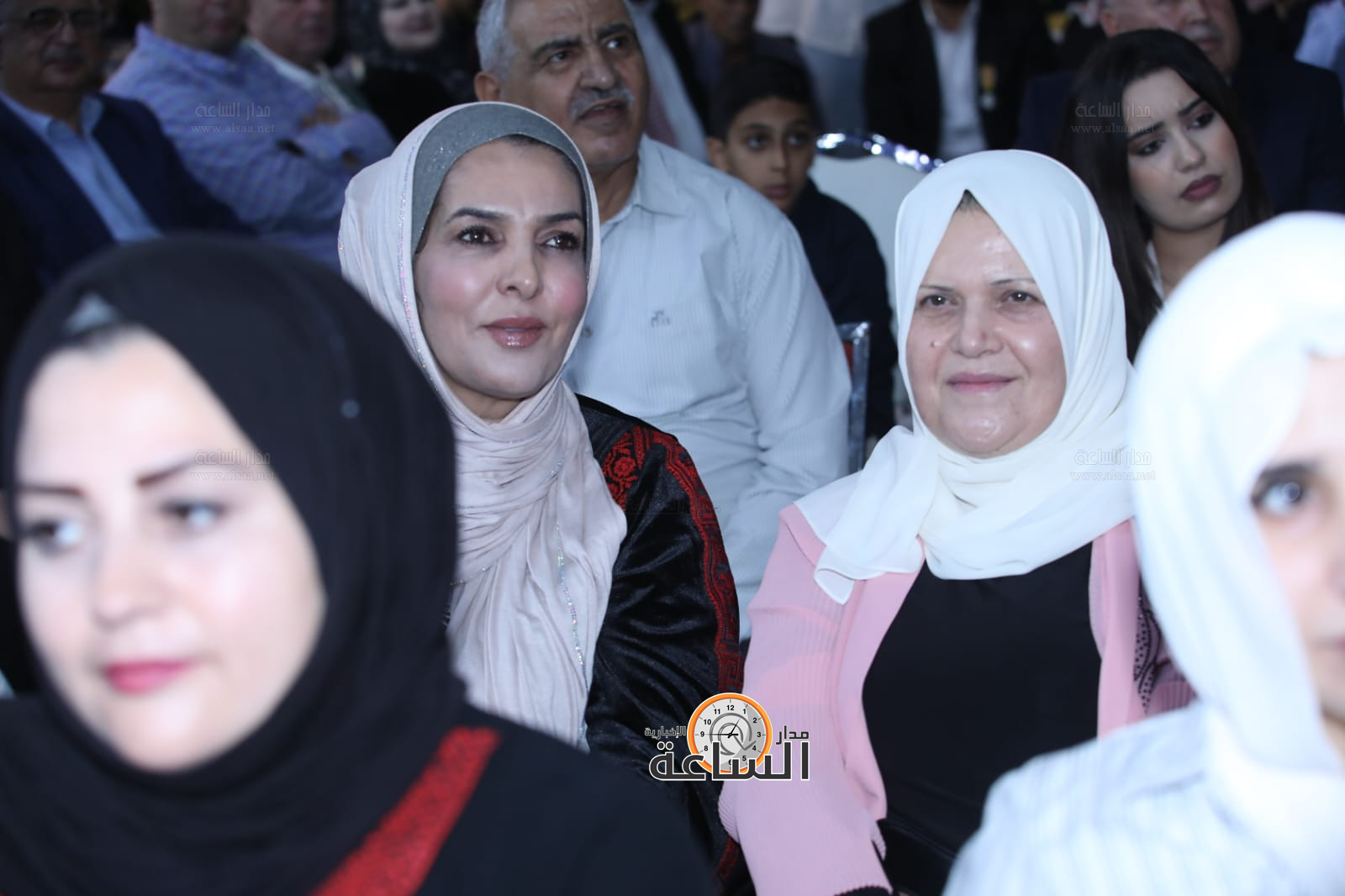 Madar Al-Saa Images 0.6352877237091432