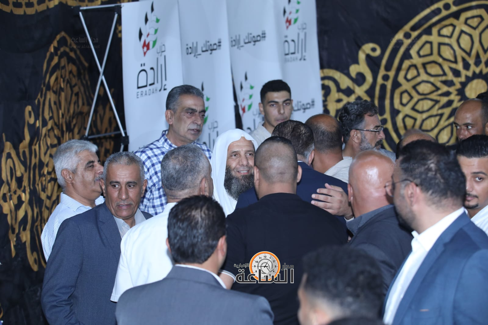 Madar Al-Saa Images 0.38333108592077214