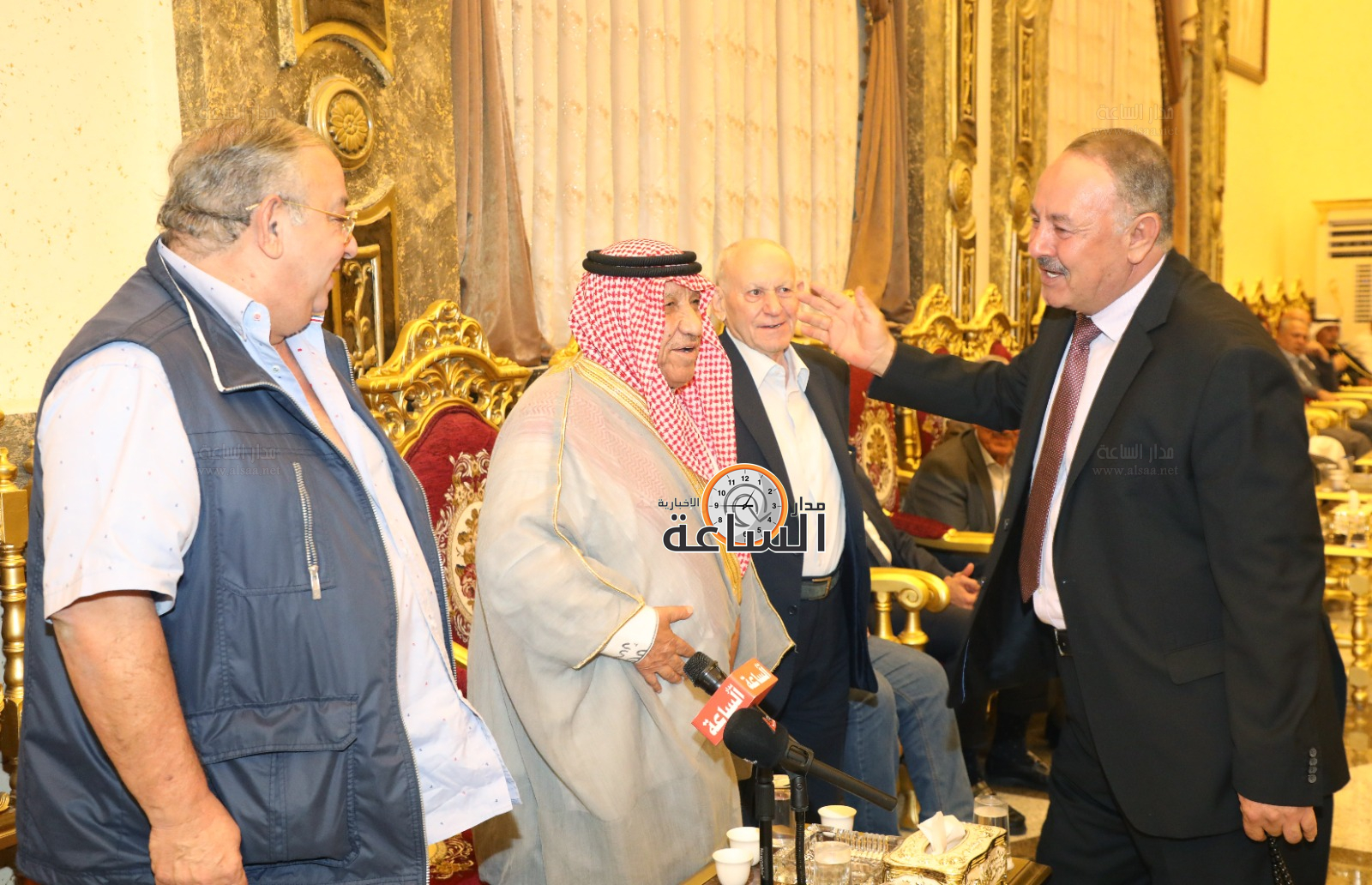 Madar Al-Saa Images 0.47204370089275316