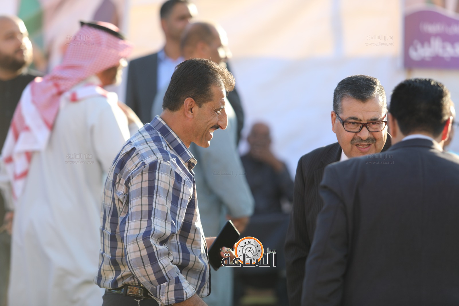 Madar Al-Saa Images 0.4366551605339839