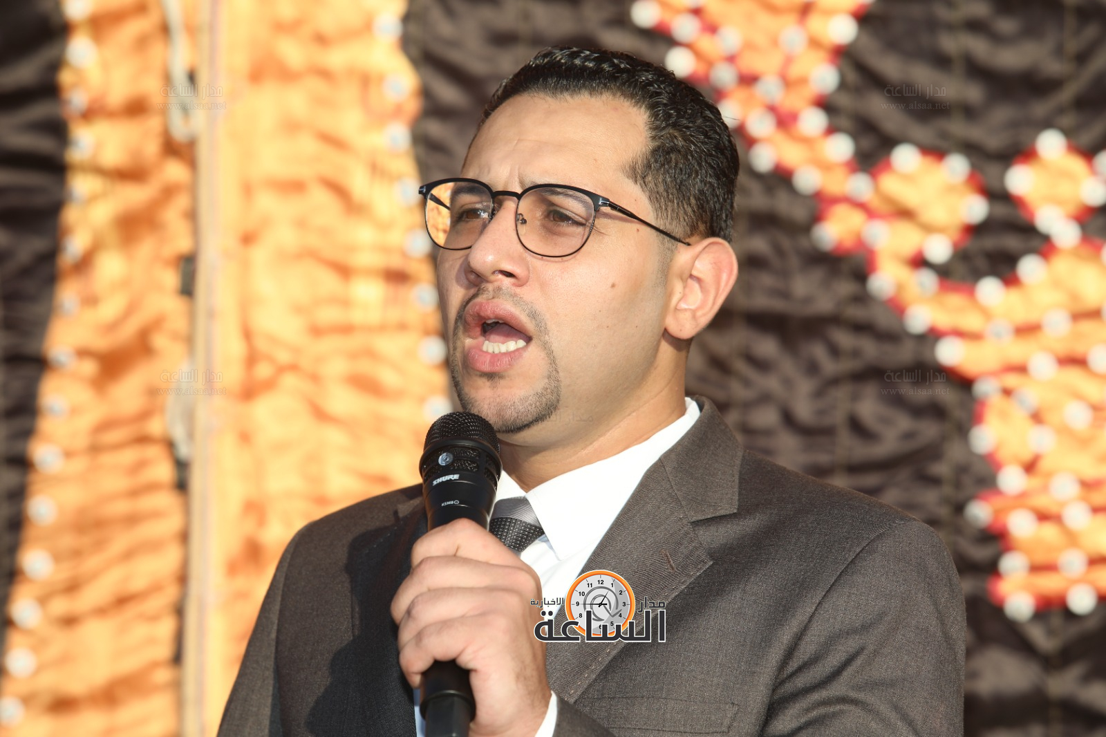 Madar Al-Saa Images 0.3767973291909257