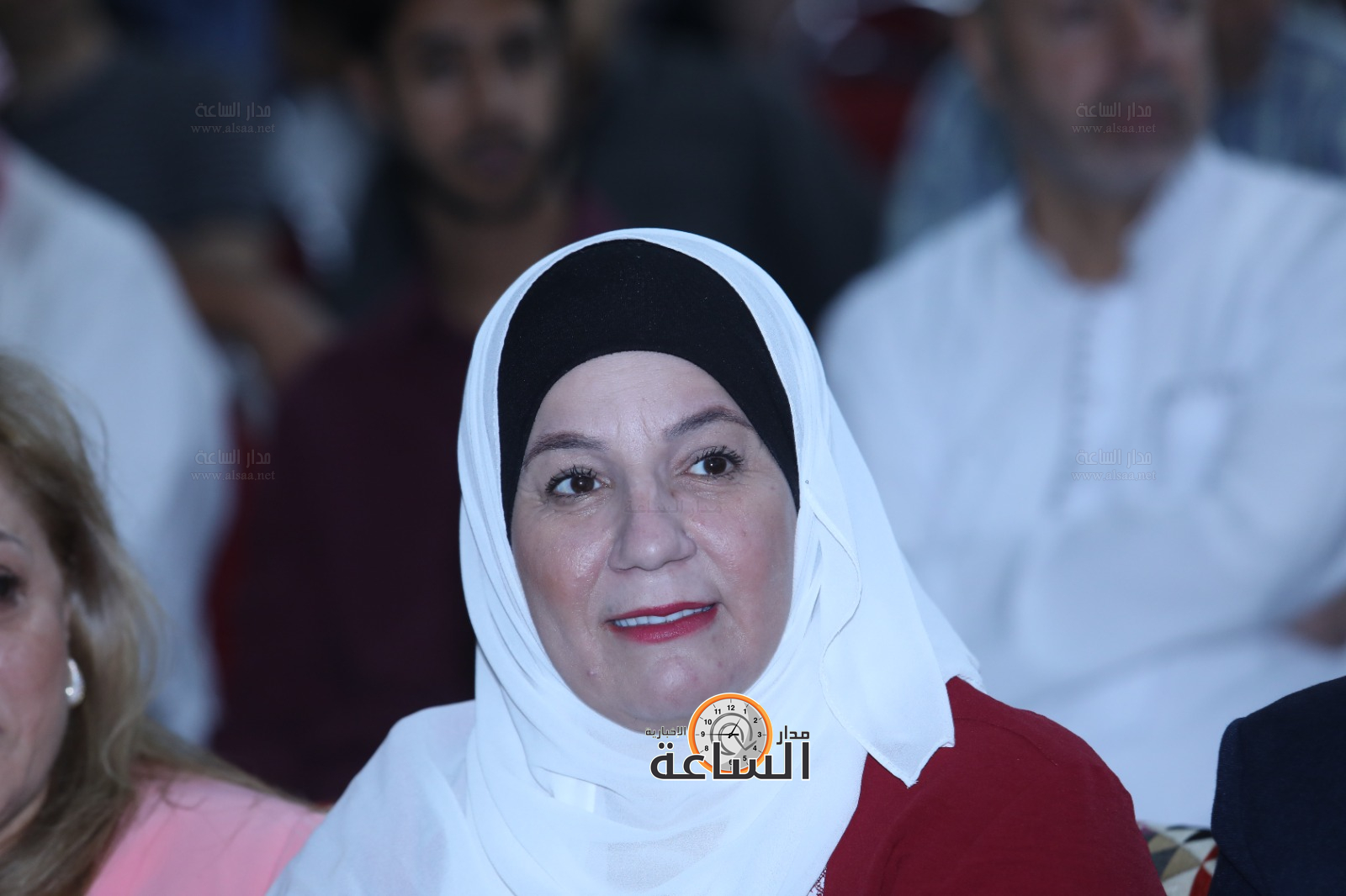 Madar Al-Saa Images 0.49947890318467625