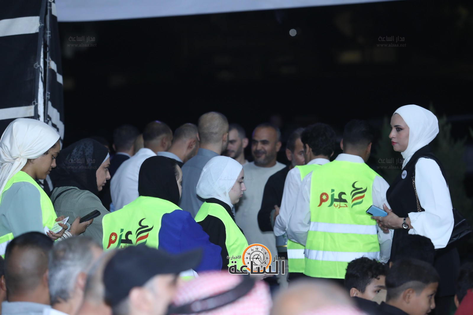 Madar Al-Saa Images 0.035280669167763845