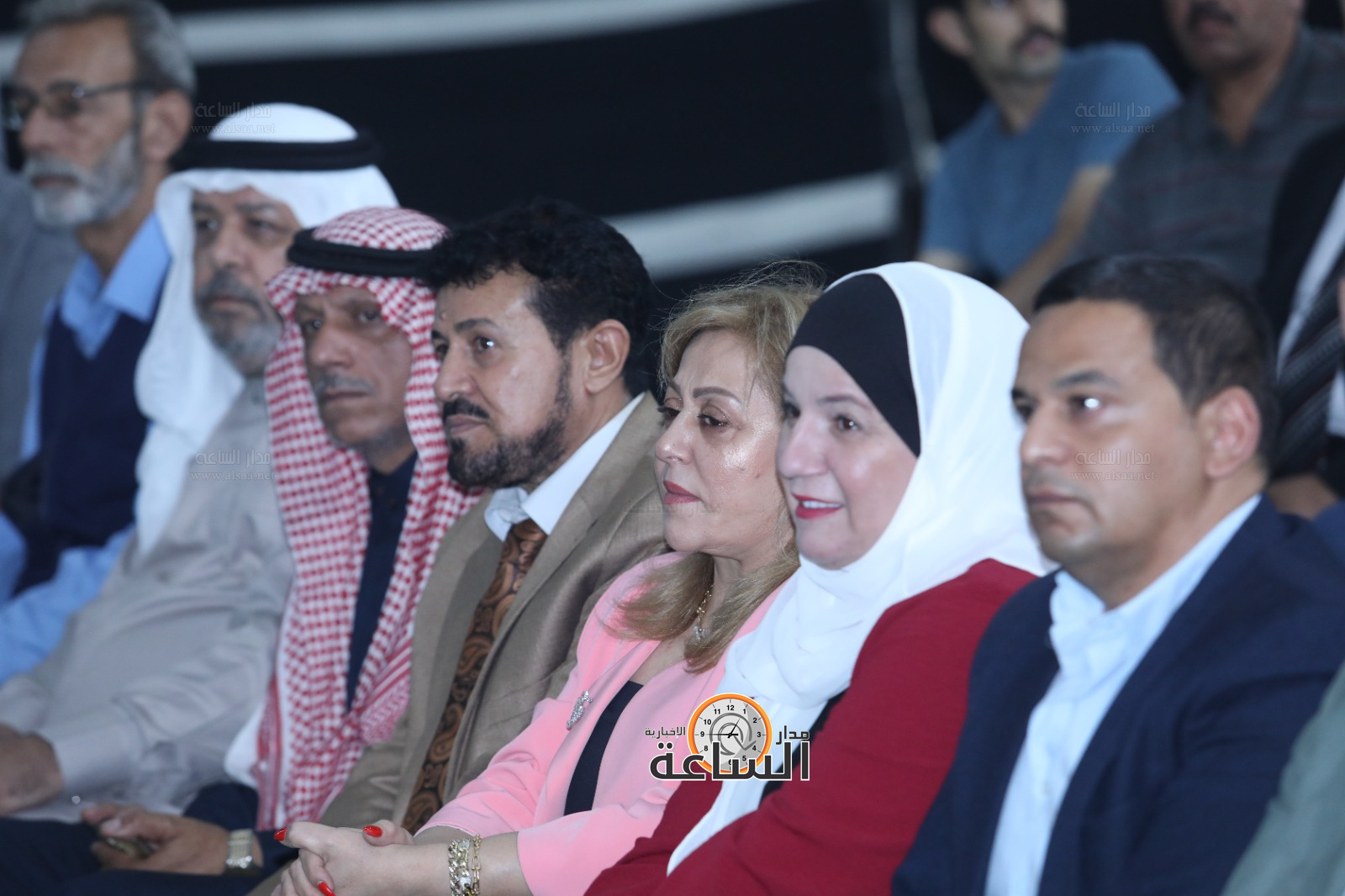 Madar Al-Saa Images 0.4304105530687803