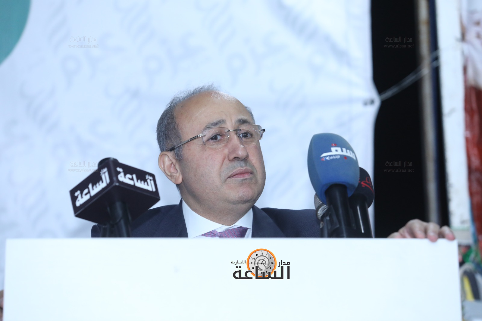 Madar Al-Saa Images 0.011746423432960729