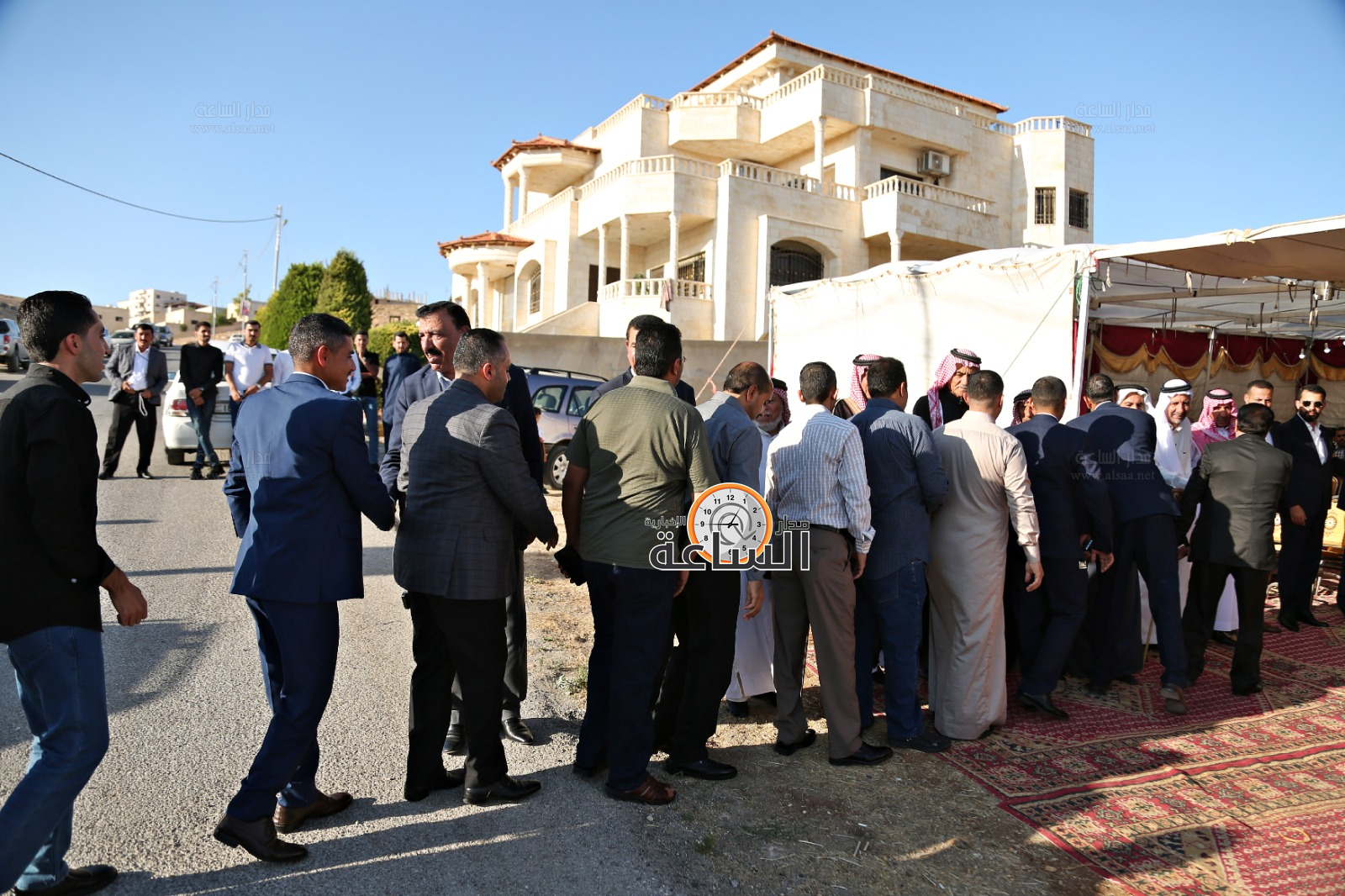 Madar Al-Saa Images 0.681511841137824