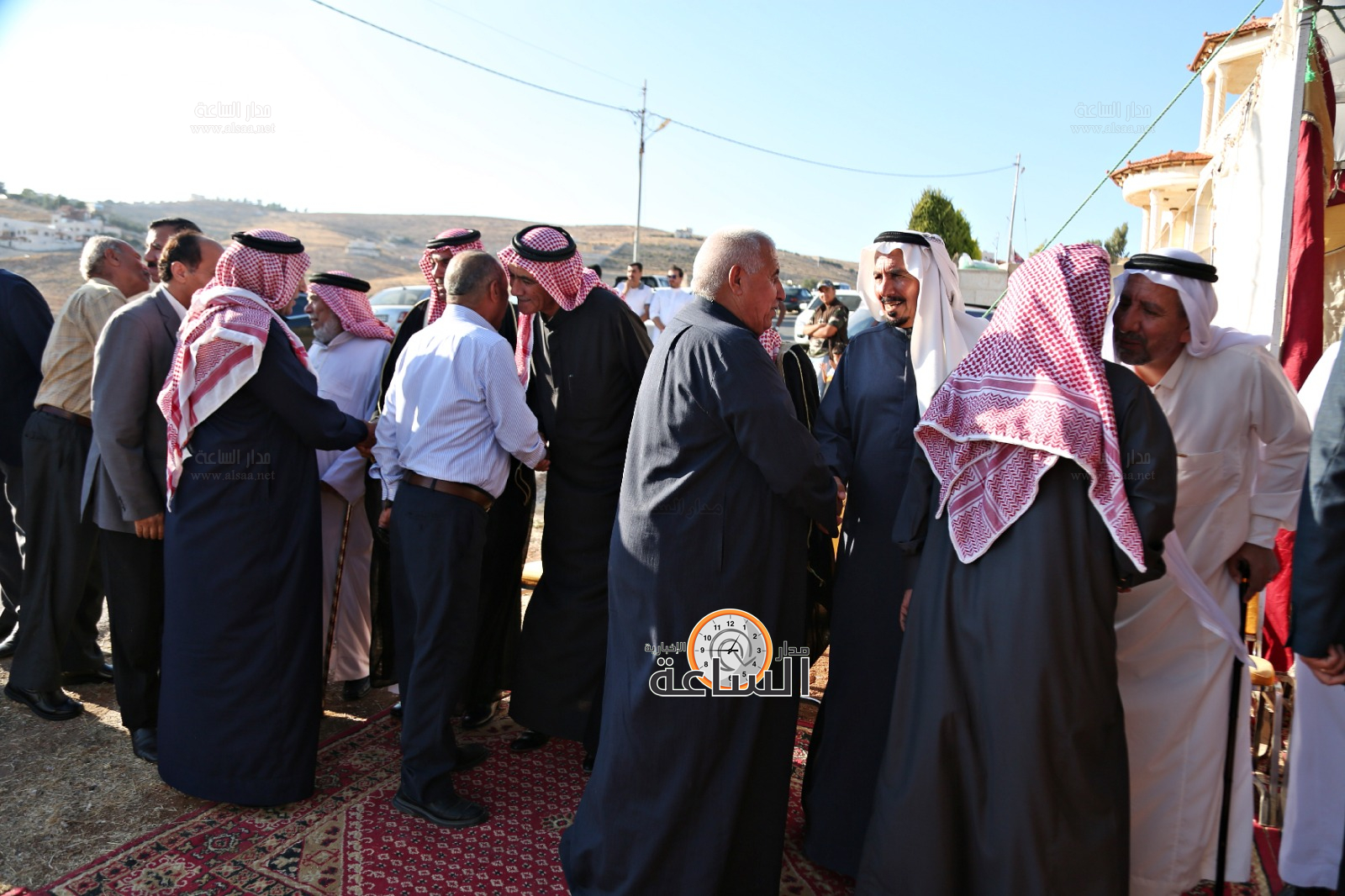 Madar Al-Saa Images 0.4471479657886852