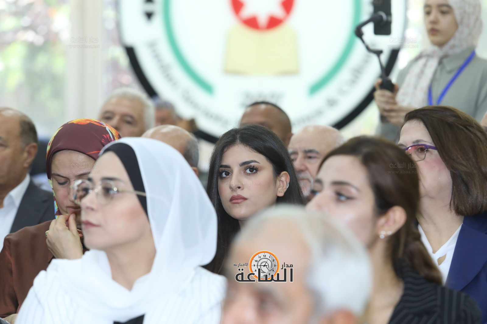 Madar Al-Saa Images 0.03726860365447626