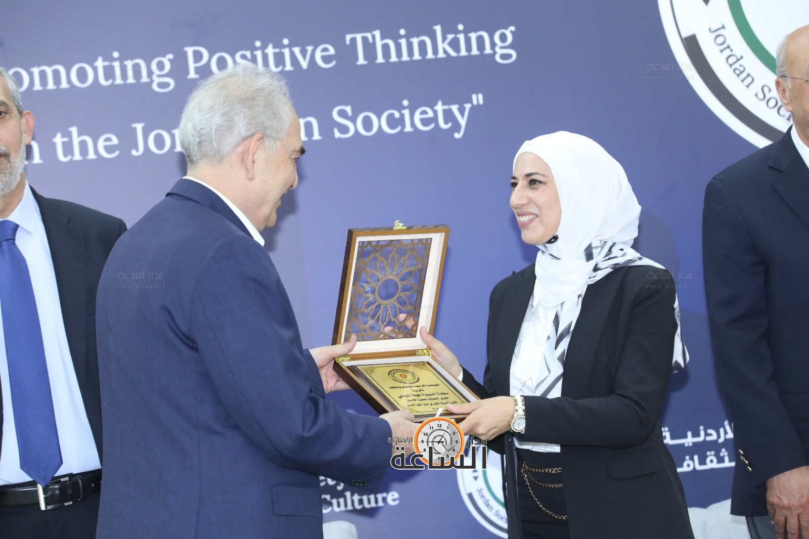 Madar Al-Saa Images 0.4759407581006374