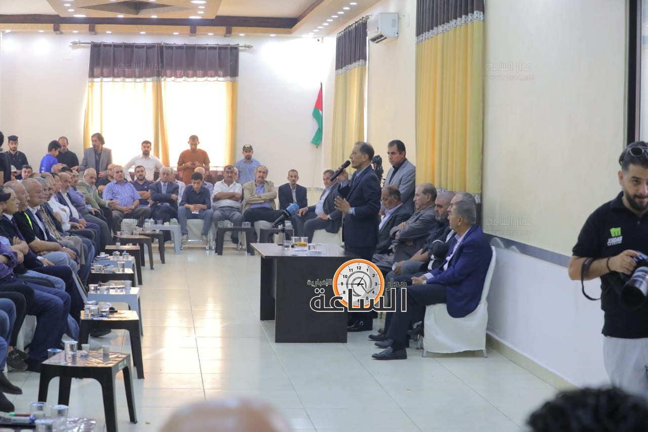 Madar Al-Saa Images 0.815383861869819